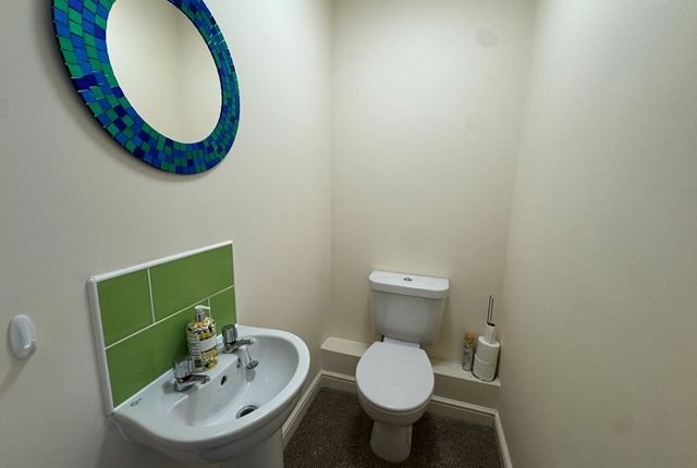 51, Mead Cross Devon, Cranbrook photo 3