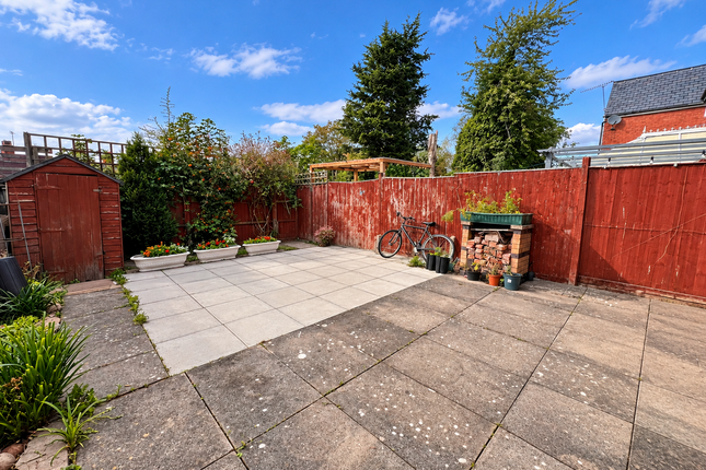 6, Clarkes Road, Wigston photo 2