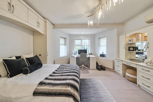 Davidson Frost-Wellings, Dfw, Uxbridge Road, Bedro