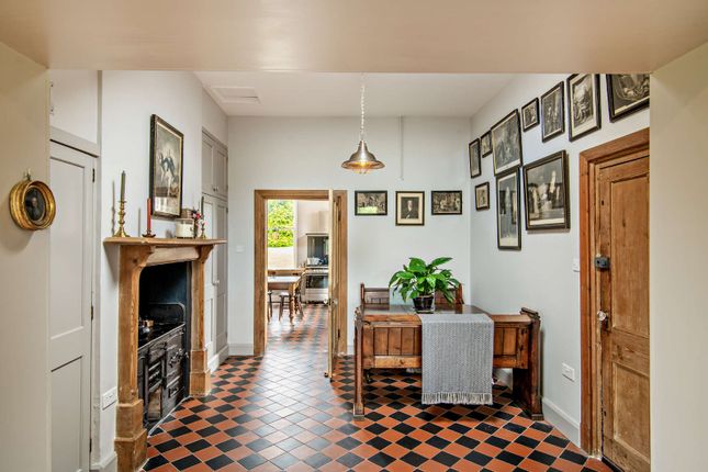 Breakfast Room