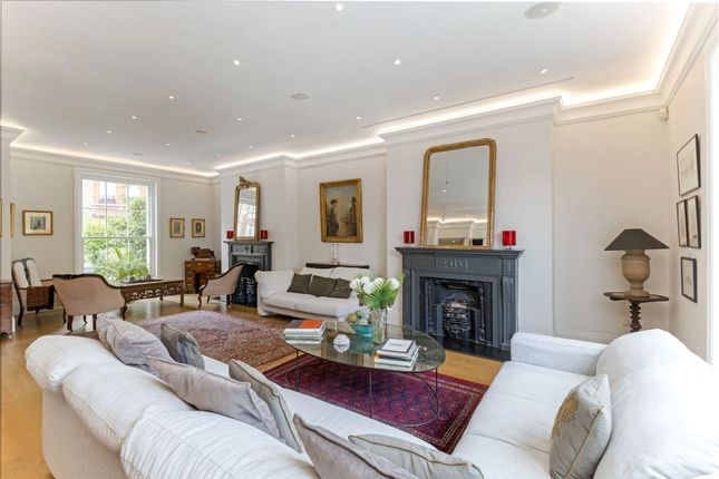 4, Phillimore Terrace, Kensington photo 3