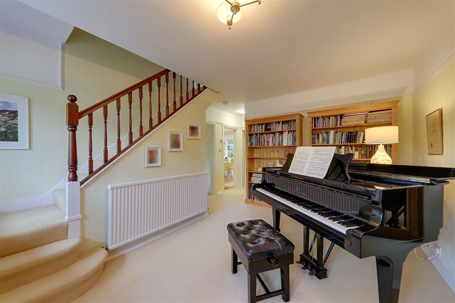 Detached house for sale in Offington Gardens, Broadwater, Worthing