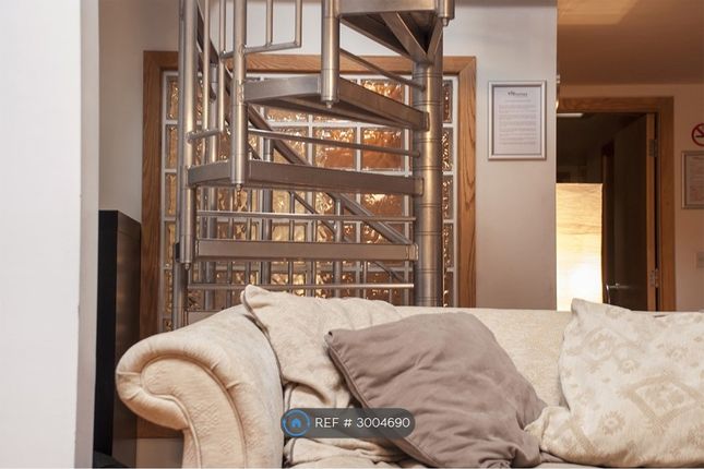 Apartment, Broadgate House Broad Street, Bradford photo 4