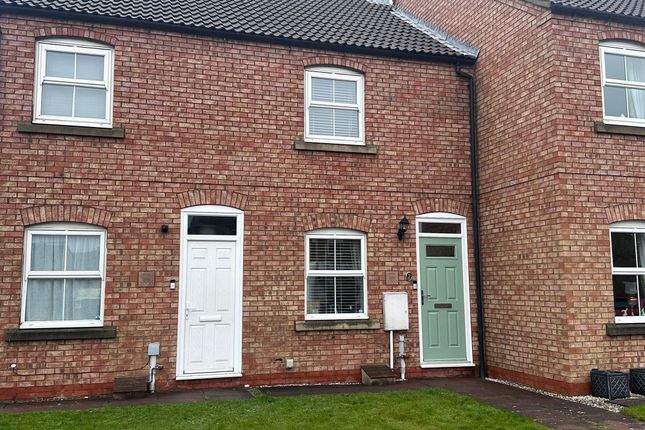 2-bed terraced on 2 Robin Place, Scarborough, £170,000