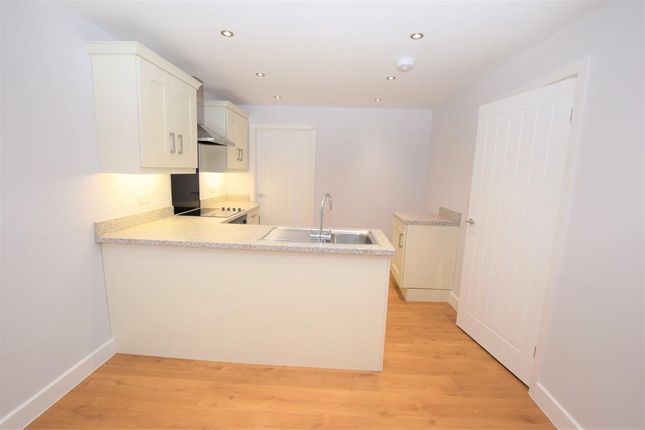 Wingfield Close, Barnsley photo 5