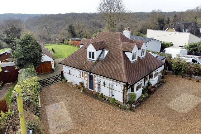 Country house for sale in Church Road, Hartley, Longfield, Kent