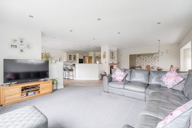 5 Leathway, Great Yarmouth photo 4