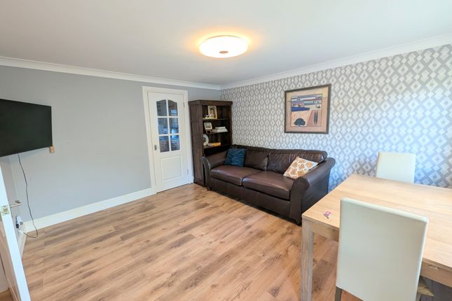 71 Loch Shin, G74 2DQ, Glasgow photo 4