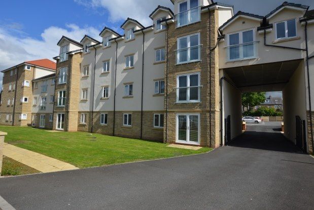 Flat to rent in Parkview, Sheffield