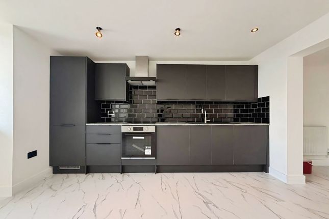 Apartment 2, Gold Heights 4-5, Sandgate Esplanade, Folkestone photo 2
