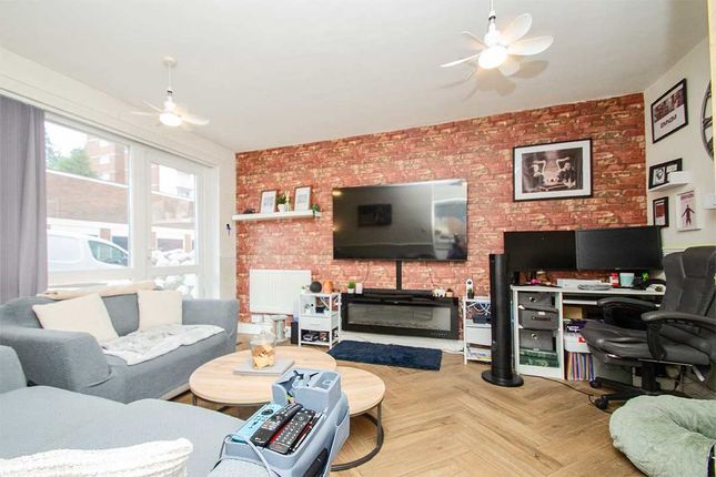4 Whittington House, Hobs Road, Lichfield photo 4