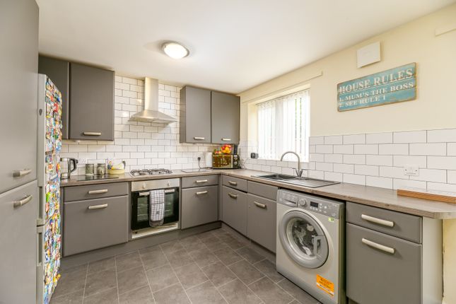 7, Graston Close, Birmingham photo 4