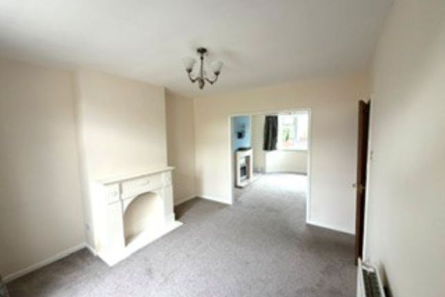 61, Southfields Drive, Peterborough photo 5