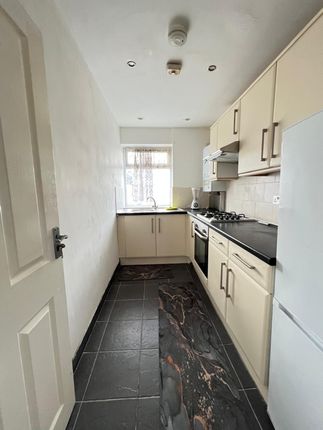 15, Turnpike Lane, London photo 2