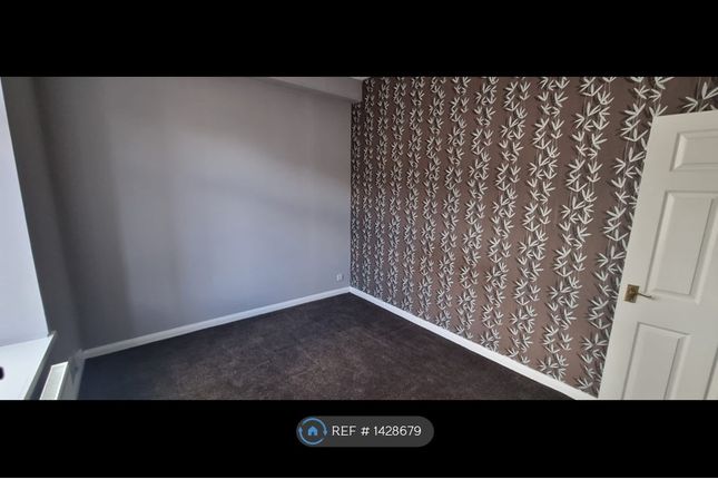 Thumbnail Flat to rent in Wishaw, North Lanarkshire