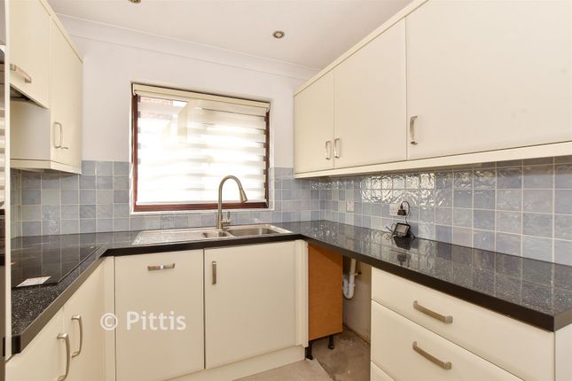 Trafalgar Court, Trafalgar Road, Newport photo 3