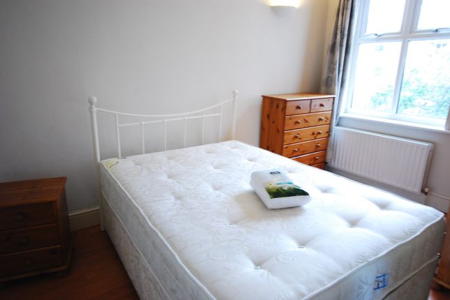 Thumbnail Flat to rent in Tooting Bec Road, London