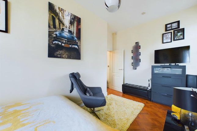 Flat for sale in Brighton Road, Purley
