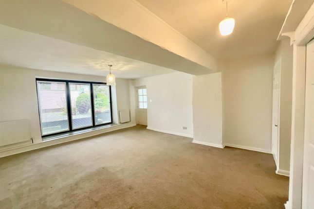 70, Bradway Road, Sheffield photo 4