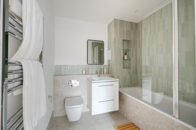 Apartment 1, Woodside Avenue, London photo 4