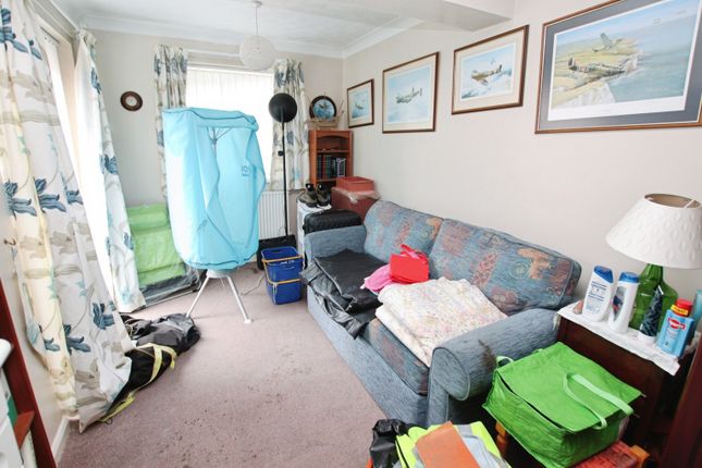 28 Meadowlake Close, Lincoln, Lincolnshire photo 4