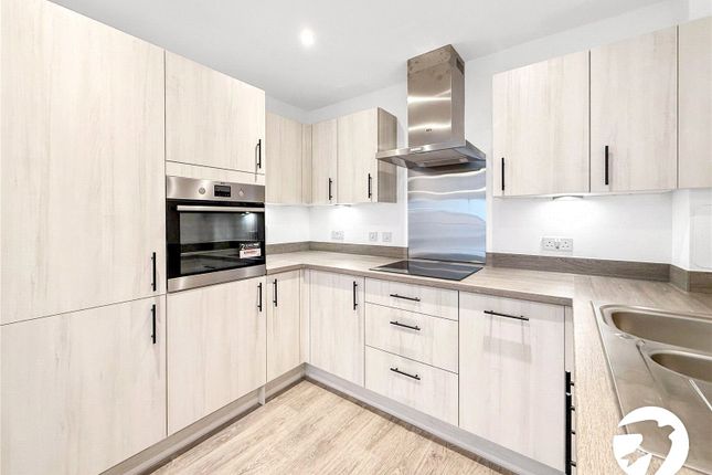 Flat 18, Gladiator Court, 1, Batesford Close, West Malling photo 4
