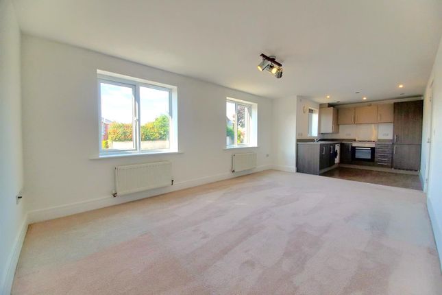 8, Springfield Court, Wakefield photo 5