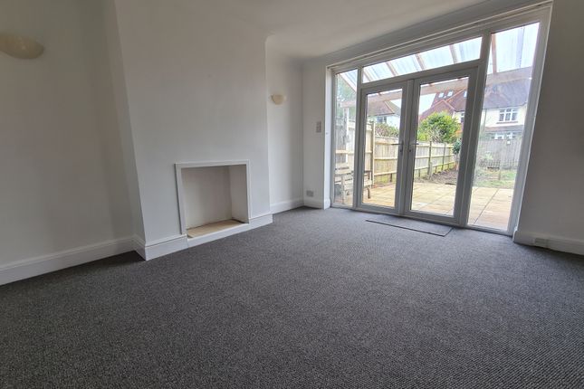 37, Luccombe Road, Southampton photo 4