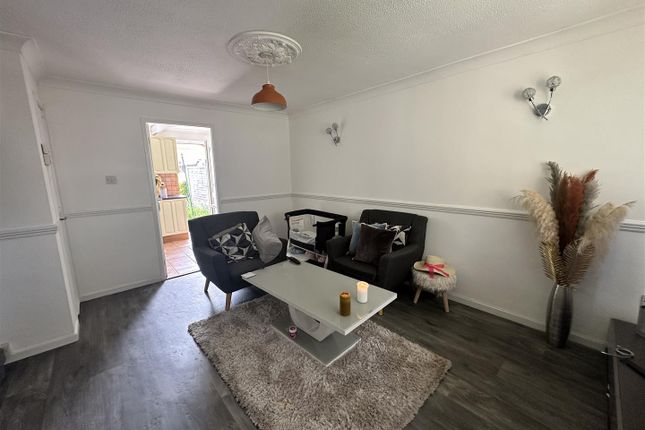 20, Orchid Close, Taunton photo 4