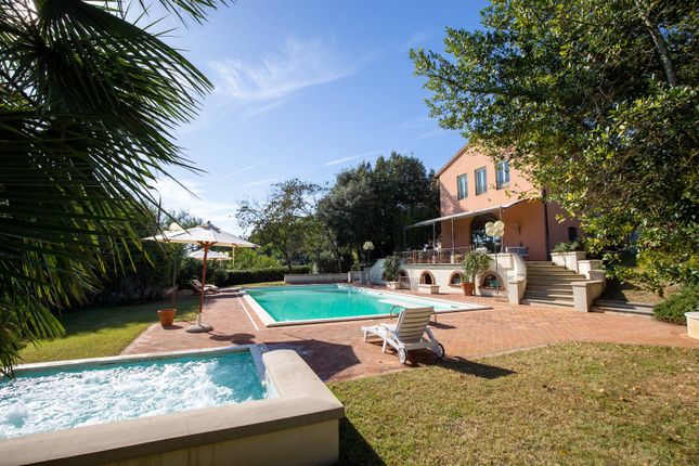 Villa for sale in Via Trento, Fucecchio, Toscana