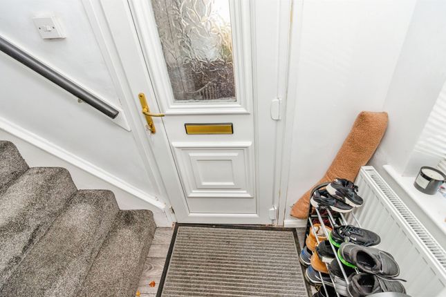 31, Vernon Road, Bilston photo 3