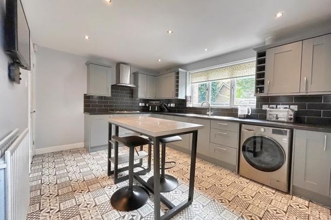 85 Titus Way,, Highwoods, Colchester photo 4