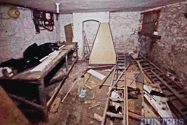 46d8F1d6-283 20Tonbridge 20rd 20 20- 20Cellar.Jpg