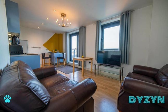Flat to rent in Galleon Way, Cardiff