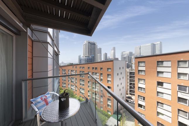 Flat for sale in New Providence Wharf, Fairmont Avenue