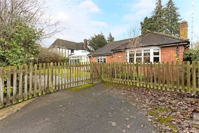 Thumbnail Bungalow for sale in Blandford Avenue, Oxford, Oxfordshire