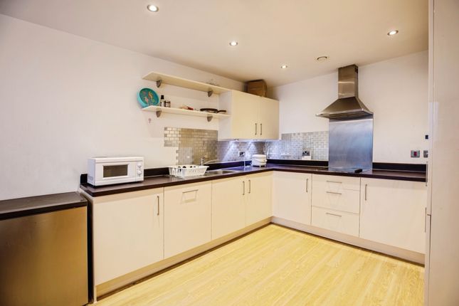 Flat 157 Booth Court,, Thurston Road, London photo 3