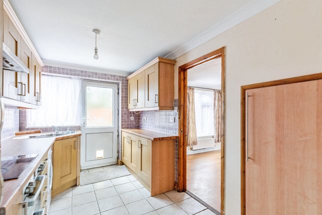 37, Ashley Avenue, Corby photo 4