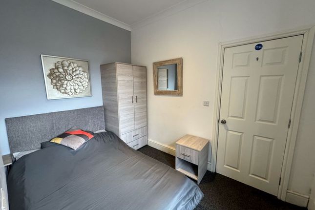 Thumbnail Room to rent in Birches Head Road, Northwood, Stoke-On-Trent
