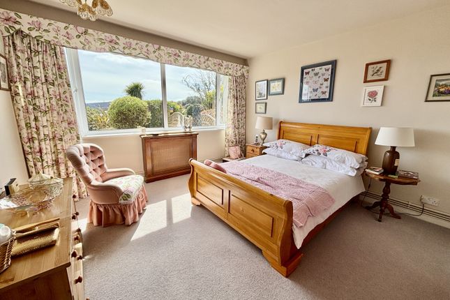 3 Quarry Gardens, Tredarvah, Penzance photo 3