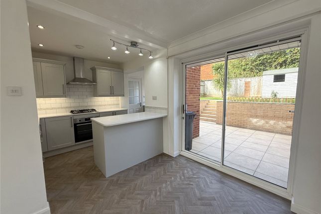 31, Fleming Avenue, Devon photo 2