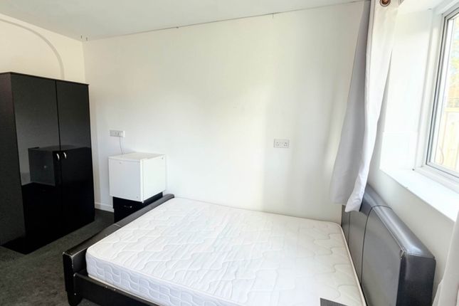 Room 2, Dodgson Road, Oxford photo 3