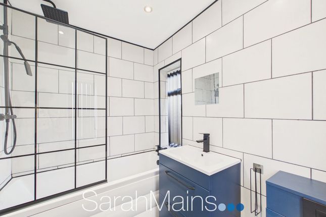 10 Half Fields Road, Blaydon-On-Tyne photo 3