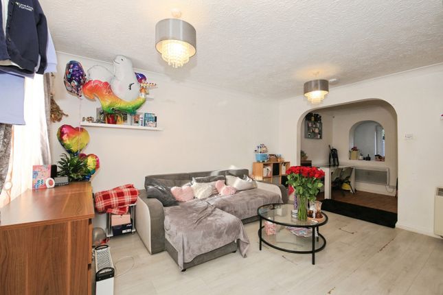 55, Heron Park, Cambridgeshire photo 3