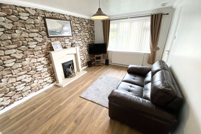 34, Grovefields, Telford photo 3