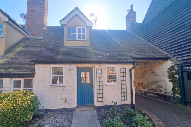 Thumbnail Cottage to rent in West Street, Rochford