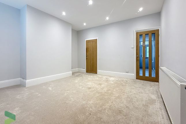 29, Clifton Street, Darwen photo 4