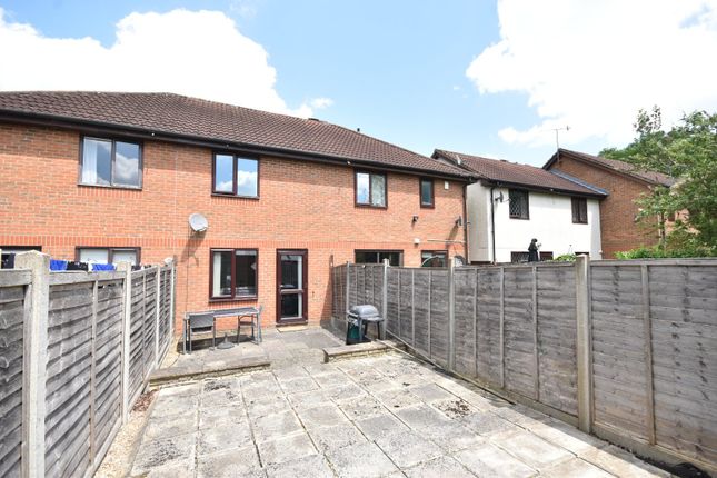 10, Clarence Way, Surrey photo 4