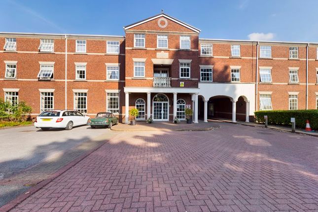 Thumbnail Property to rent in St Andrews Court, Queens Road, Hale, Altrincham, Cheshire