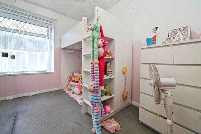 165, Robert Street, Pontypridd photo 4